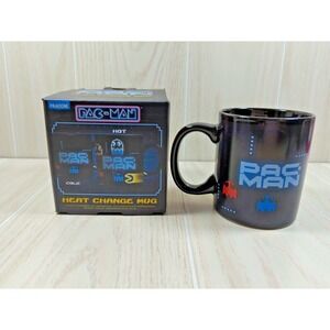 Pac Man NIB heat change mug coffee cup black Paladone
